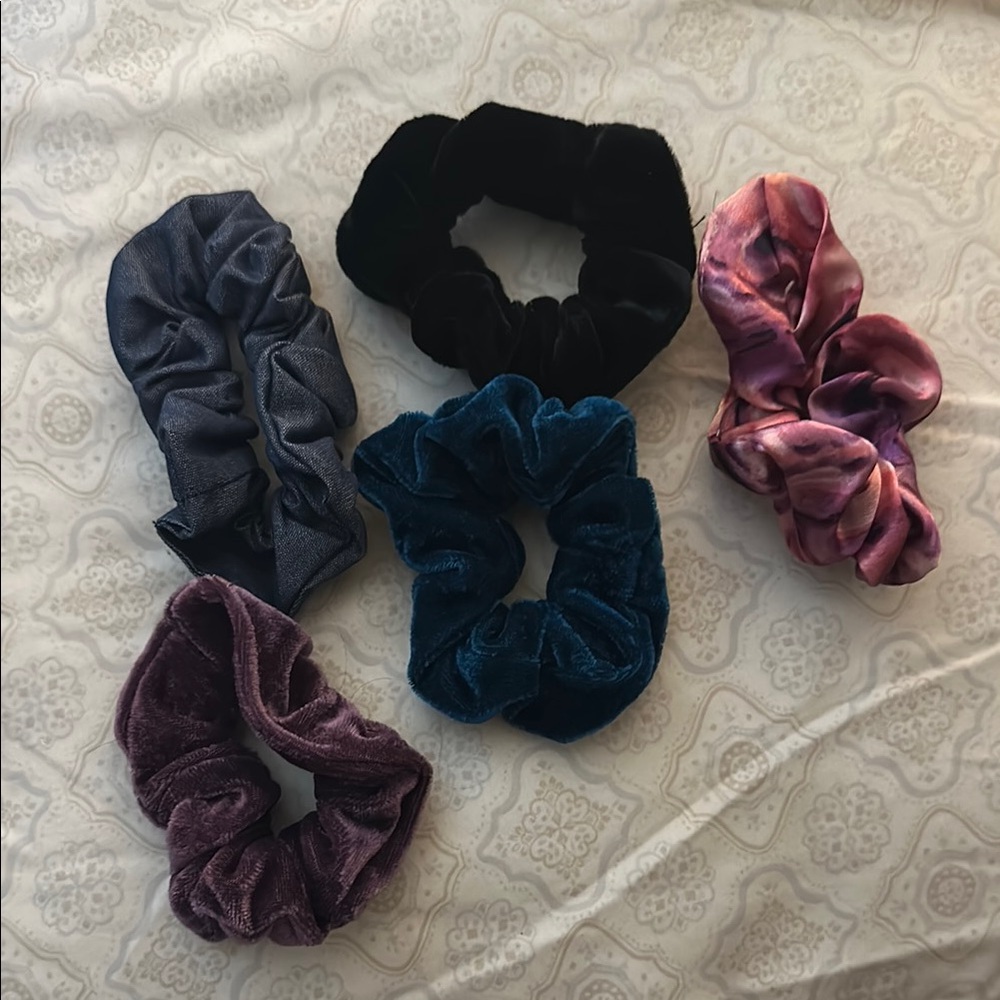 Velvet Scrunchie Set - Black, Blue, Purple, Pink, Gray